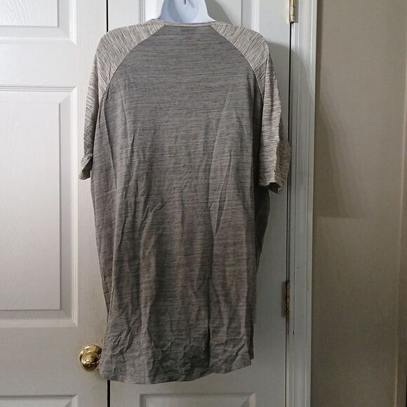 Lularoe  2 tone gray tunic Sz S  NWOT - Picture 4 of 5